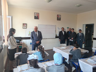 Siyəzən Rayon İcra Hakimiyyətinin başçısı Novruz Novruzov Siyəzən rayonunun Gilgilçay qəsəbəsində olmuşdur