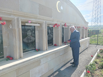 Siyəzən Rayon İcra Hakimiyyətinin başçısı Novruz Novruzov Siyəzən rayonunun Gilgilçay qəsəbəsində olmuşdur