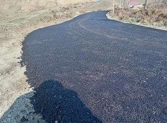 Şəhərin Səttar Xeyrullayev küçəsinə asfalt örtüyü verilərək təmir edilmişdir
