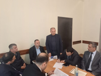 Qum-çınqıl karxanalarının fəaliyyətinin ətraflı araşdırılması və qanunamüvafiq tədbirlərin görülməsi məqsədilə yaradılmış komissiyanın ilk iclası keçirilmişdir