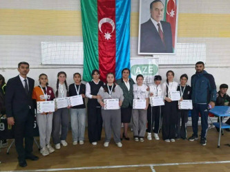 Ümummilli Lider Heydər Əliyevin xatirəsinə həsr olunmuş 2009-2011-ci il təvəllüdlü oğlanlar və qızlar arasında voleybol idman növü üzrə rayon birinciliyi keçirilmişdir