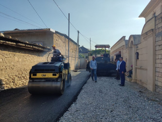 Siyəzən şəhərində yolların asfaltlaşdırılması işləri davam etdirilir