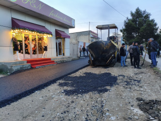Heydər Əliyev küçəsinə asfalt örtüyü verilərək təmir edilmişdir