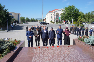 Ulu Öndər Heydər Əliyevin anadan olmasının 102-ci ildönümü münasibətilə Siyəzən şəhərində silsilə tədbirlər təşkil olunmuşdur