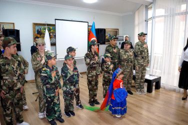 2 aprel - Dünya Autizm Məlumatlandırma Gününə həsr olunmuş “Dünyamın rəngləri” adlı Elmi konfrans təşkil edilmişdir