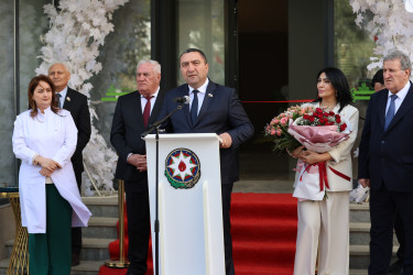Siyəzən şəhərinin mərkəzində yerləşən “Green Hospital” tibb müəssisəsinin açılış mərasimi keçirilmişdir