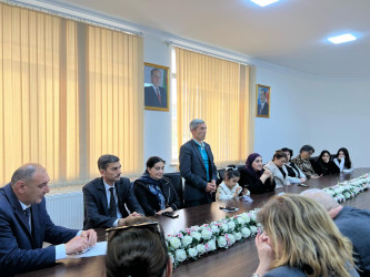Nəbi Xəzrinin 100 illik yubileyi ilə əlaqədar tədbir keçirilmişdir
