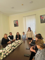 "Konstitusiya və Suverenlik İli" çərçivəsində "Ümummilli Lider Heydər Əliyev və Müstəqil Azərbaycanın ilk Konstitusiyası" mövzusunda tədbir keçirilmişdir