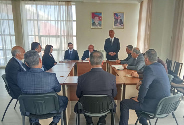 Gənclər evində geniş tərkibdə iclas keçirilmişdir