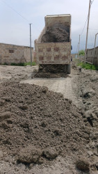 Kənddaxili yollar cari təmir olunmuşdur