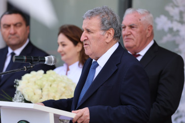 Siyəzən şəhərinin mərkəzində yerləşən “Green Hospital” tibb müəssisəsinin açılış mərasimi keçirilmişdir