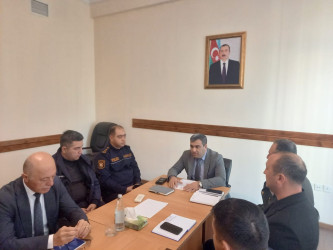 Qum-çınqıl karxanalarının fəaliyyətinin ətraflı araşdırılması və qanunamüvafiq tədbirlərin görülməsi məqsədilə yaradılmış komissiyanın ilk iclası keçirilmişdir