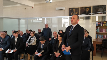 Növbəti səyyar qəbul Mərkəzi Kitabxananın inzibati binasında, Siyəzən şəhər sakinləri ilə keçirilmişdir