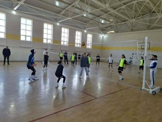 Ümummilli Lider Heydər Əliyevin xatirəsinə həsr olunmuş 2009-2011-ci il təvəllüdlü oğlanlar və qızlar arasında voleybol idman növü üzrə rayon birinciliyi keçirilmişdir