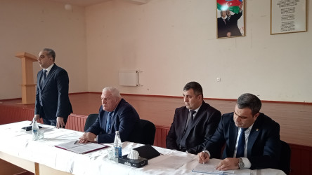 Rayon İcra Hakimiyyətinin başçısı Novruz Novruzov növbəti səyyar qəbulunu Böyük Həmyə kənd sakinləri ilə keçirmişdir