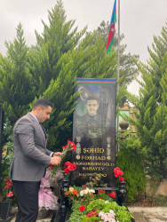 Vətən müharibəsi şəhidi Babayev Fərhad Məhərrəm oğlunun şəhid olmasından 5 il ötür