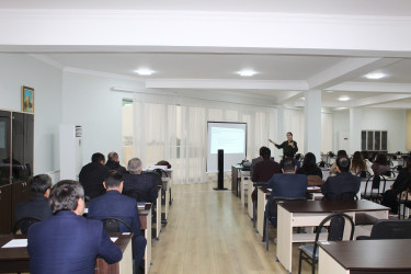"Dövlət müəssisələrində səmərəli ünsiyyət və komanda işi:qarşılıqlı əlaqənin təkmilləşdirilməsi üçün psixoloji vasitələr" mövzusunda təlim keçirilmişdir