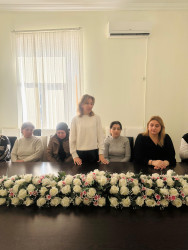 "Konstitusiya və Suverenlik İli" çərçivəsində "Ümummilli Lider Heydər Əliyev və Müstəqil Azərbaycanın ilk Konstitusiyası" mövzusunda tədbir keçirilmişdir