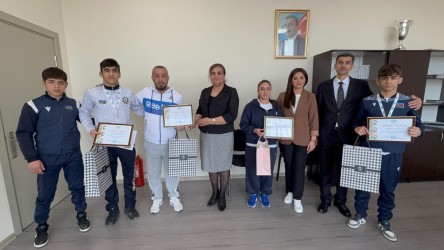 Yunan-Roma və sərbəst güləş üzrə U15 ölkə birinciliyinin qalibləri Yılmaz Səmədov və Tunar Sazmani ilə görüş keçirilmişdir