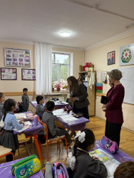 3 saylı tam orta ümumtəhsil məktəbində təhsil alan şagirdlərlə dərsə davamiyyət və pedoqoji kollektiv ilə təlim-tərbiyə işinin təşkili vəziyyəti barədə söhbət aparılmışdır