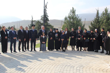 Qlobus monumentinin ətrafındakı qalanın üzərində aparılmış yeni tərtibat işləri rayon ictimaiyyətinə təqdim olunmuşdur