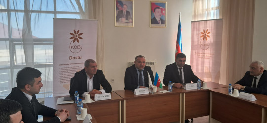 “Quşçuluq sahəsində mövcud imkanlar, çətinliklər və perspektivlər” mövzusuna həsr olunmuş dəyirmi masa təşkil edilmişdir