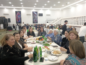 12 dekabr - Ümummilli Lider Heydər Əliyevin anım günü ilə əlaqədar Siyəzəndə ehsan mərasimi təşkil olunmuşdur