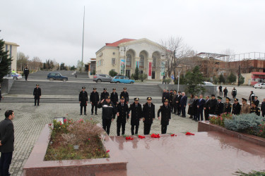 12 Dekabr – Ümummilli Lider Heydər Əliyevin anım günü ilə əlaqədar Ulu Öndərin abidəsi ziyarət olunmuşdur