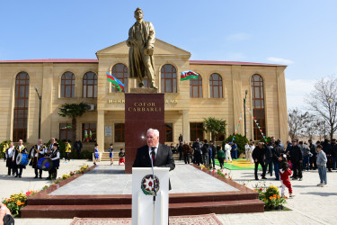Novruz bayramı münasibətilə möhtəşəm tədbir və eyni gündə dahi Azərbaycan dramaturqu Cəfər Cabbarlının ayaqüstü abidəsinin yeni məkanda təqdimatı keçirilmişdir