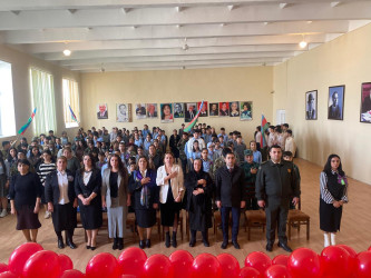 8 Noyabr – Zəfər Günü ilə əlaqədar Siyəzən şəhər 1 saylı tam orta ümumtəhsil məktəbində tədbir keçirilmişdir