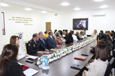 “Konstitusiya və Suverenlik” ili çərçivəsində “Güclü qadın, güclü ailə, güclü cəmiyyət: Zorakılığa qarşı mübarizə” adlı maarifləndirici görüş keçirilmişdir