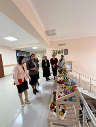 3 saylı tam orta ümumtəhsil məktəbində təhsil alan şagirdlərlə dərsə davamiyyət və pedoqoji kollektiv ilə təlim-tərbiyə işinin təşkili vəziyyəti barədə söhbət aparılmışdır