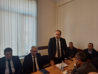 Qum-çınqıl karxanalarının fəaliyyətinin ətraflı araşdırılması və qanunamüvafiq tədbirlərin görülməsi məqsədilə yaradılmış komissiyanın ilk iclası keçirilmişdir